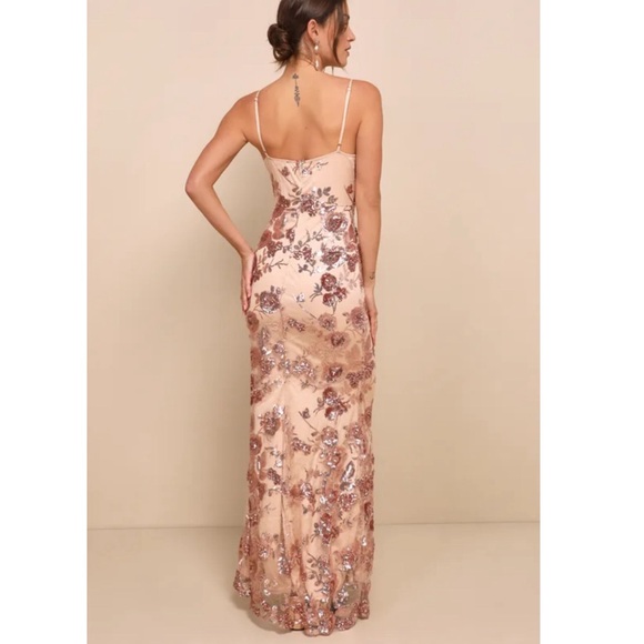 In Stores Now New Lulus Elegant Floral Sequin Gown in Cream and Pink Sz US XL - Picture 3 of 5